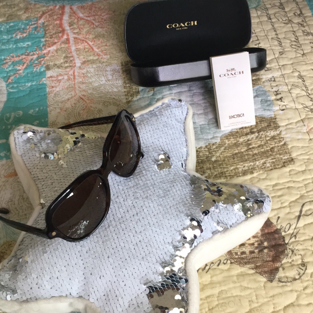 Women’s coach sunglasses